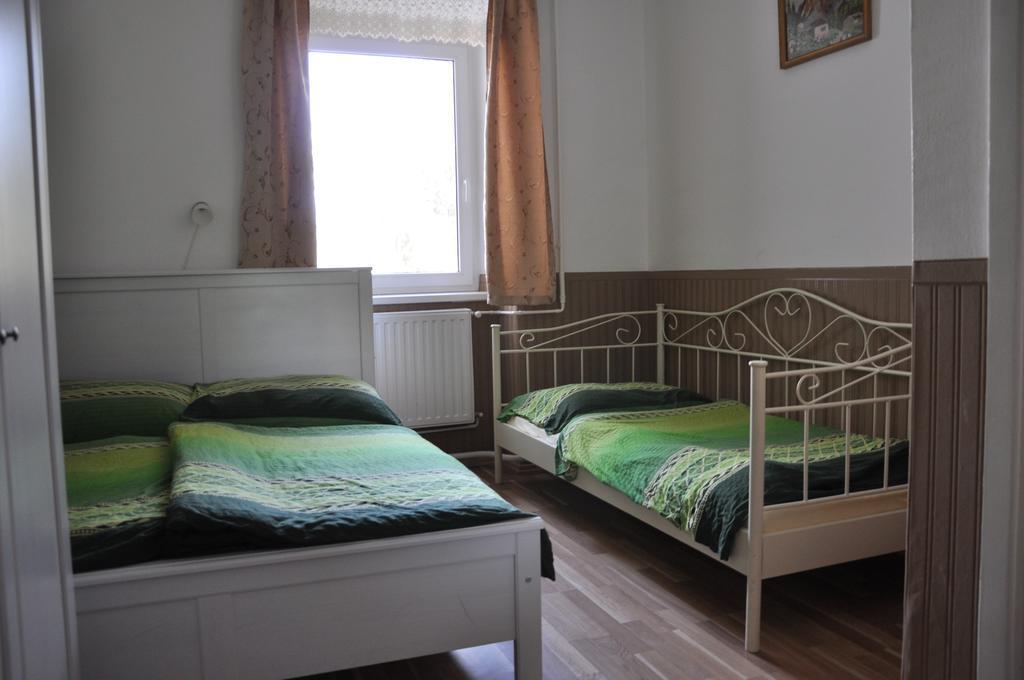 Gloriett Panzio Bed & Breakfast Fertőboz Oda fotoğraf